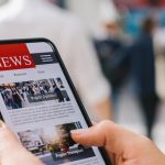 Top Benefits of Reading News Online Instead of Newspapers